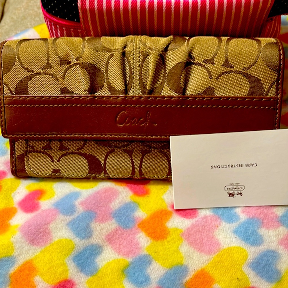 COPY - Coach wallet